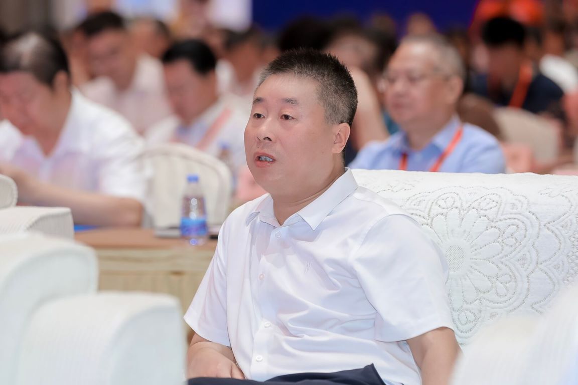 李彬选.jpg