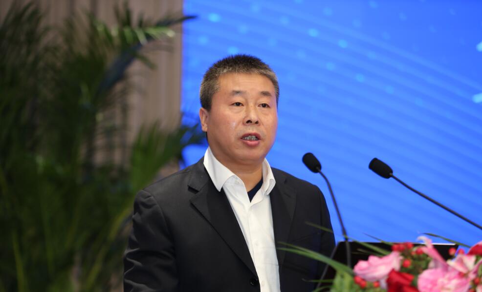 李彬选1.jpg